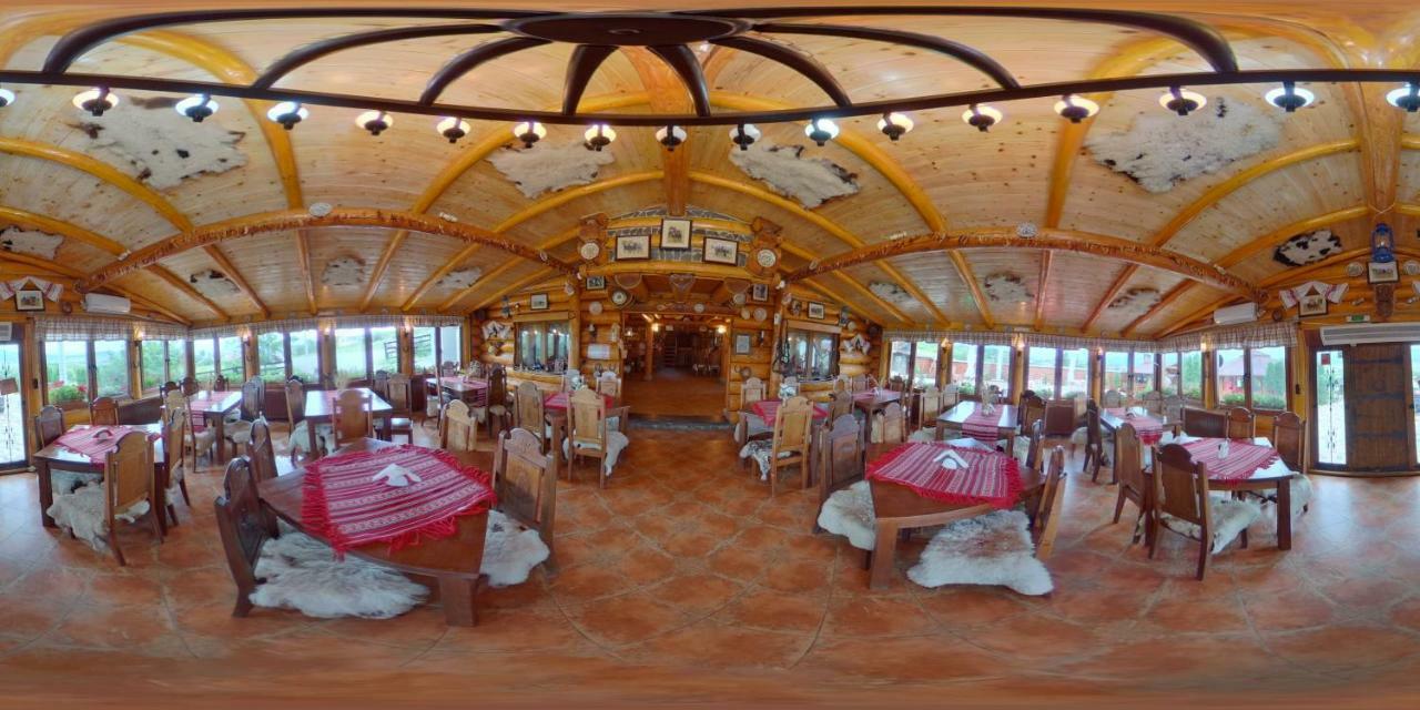 Pensiunea Haiducilor บิสตริซา ภายนอก รูปภาพ
